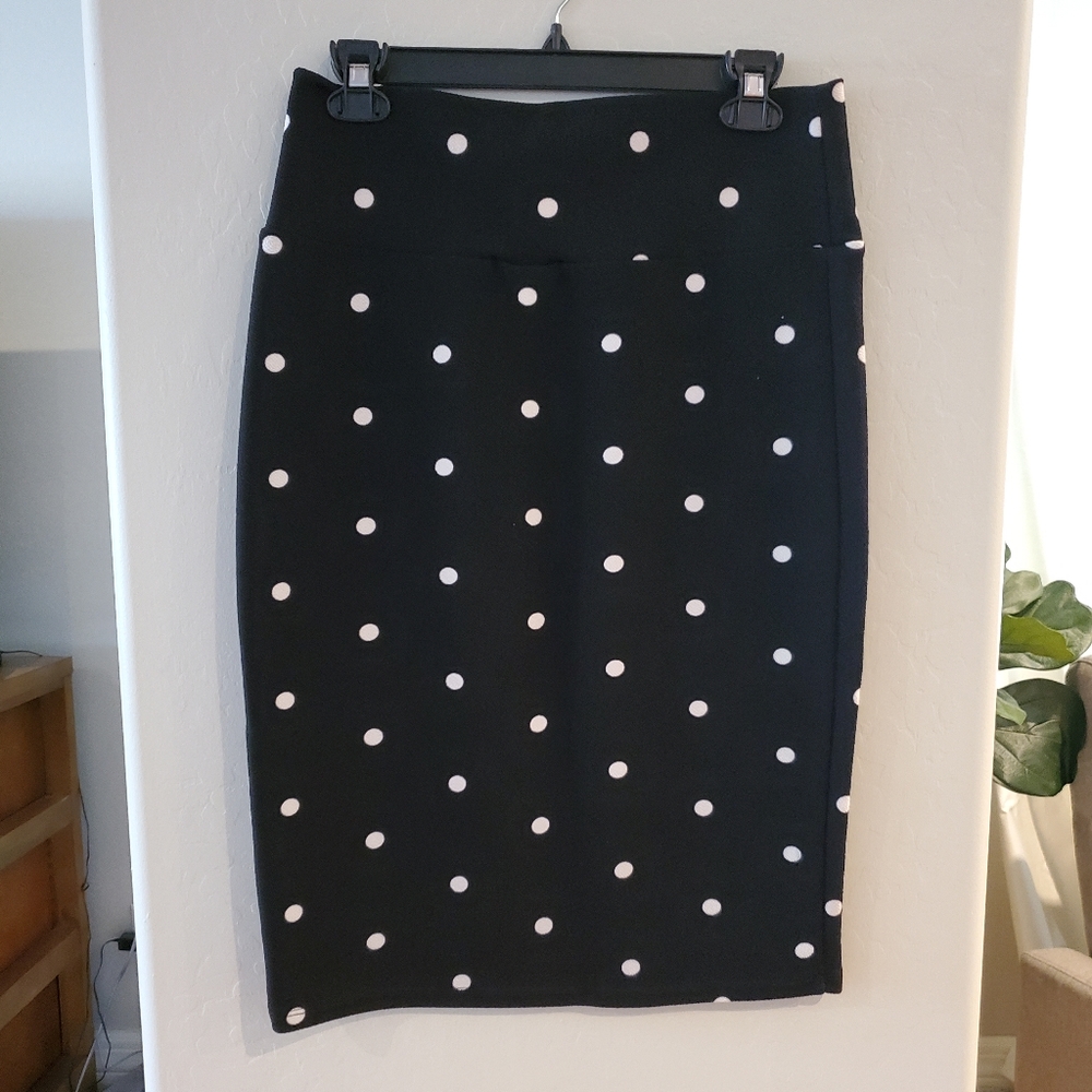 Lularoe Cassie Pencil Skirt Size M polka dot